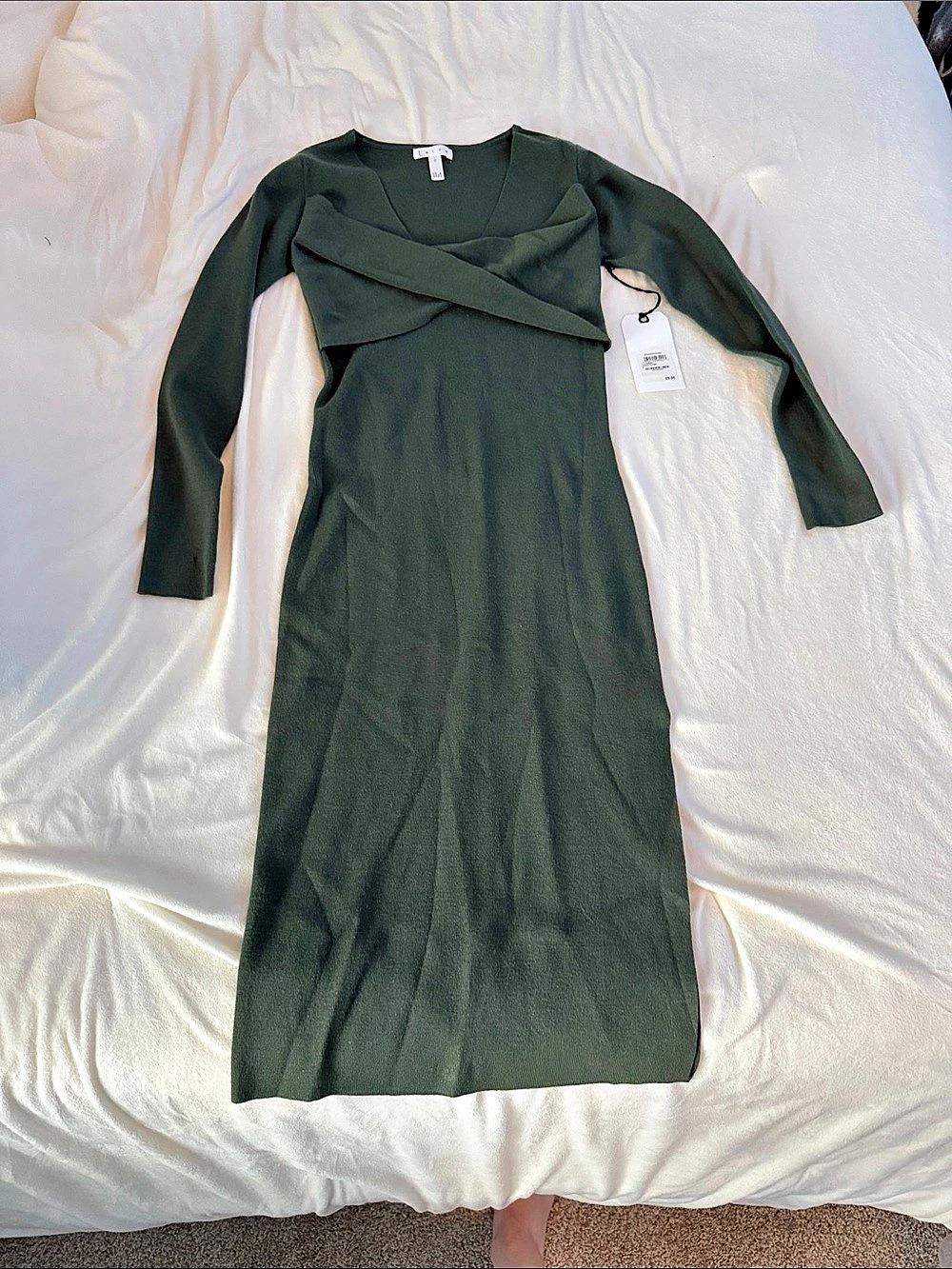 Leith Long Sleeve Twist Front Midi Sweater Dress Green Small